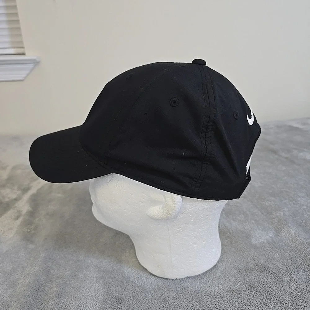 Nike Hat Unisex‎ Black OSFM Black Legacy91 Dri Fit Disney Mickey Golf Cap